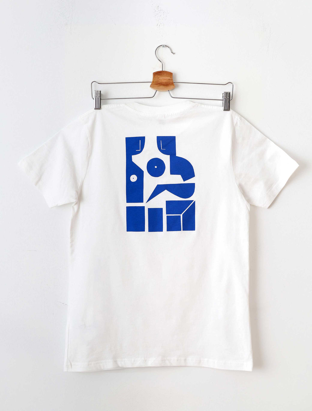 “By the Moon” | T-shirt with back print.